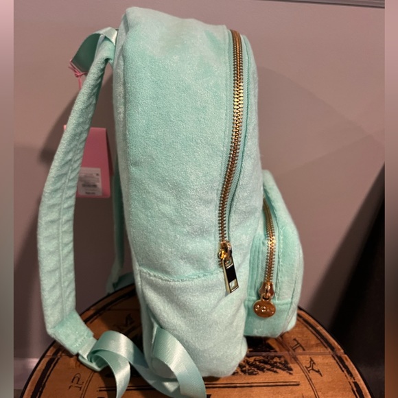 Stoney Clover -NWT Terry Backpack! EXCELLENT CONDITION - Markdown - Picture 3 of 7